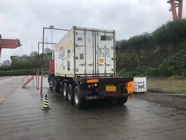 2021.09.01 果集司自主设计安装进口冷链集装箱消毒喷淋设施（图片）.jpg